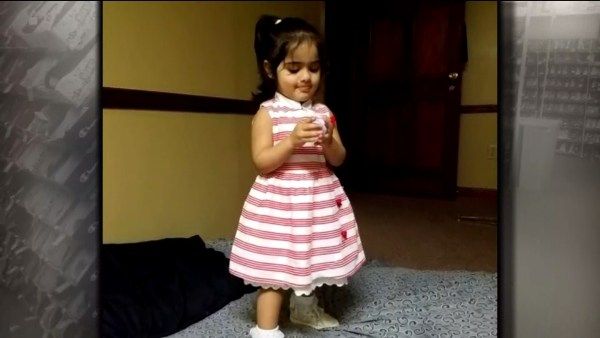2-year-old dies after mirror falls on her at Payless